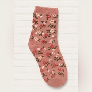 Floral Patterned Women Socks